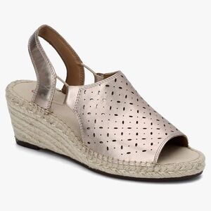 Clark’s Patrina Gail Metallic Wedge Sandals Perforated Leather Upper